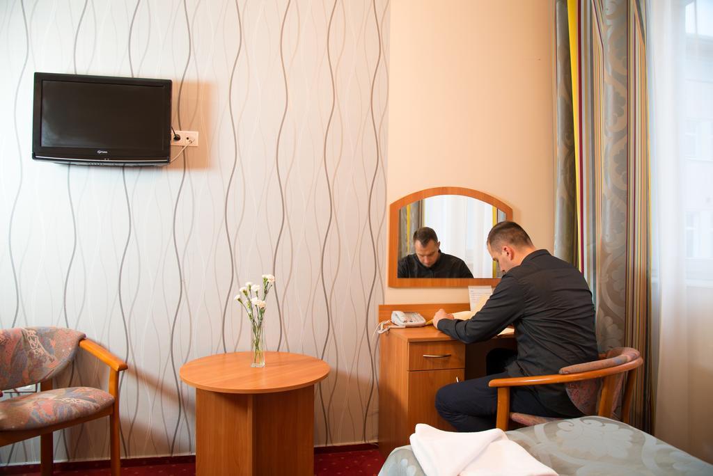 Baron Otel Ciechanów Dış mekan fotoğraf