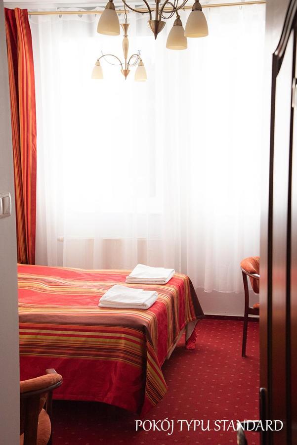 Baron Otel Ciechanów Dış mekan fotoğraf